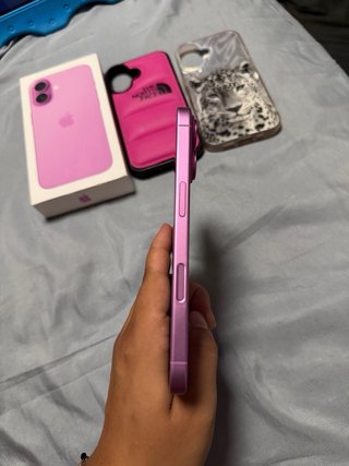 iPhone 16
