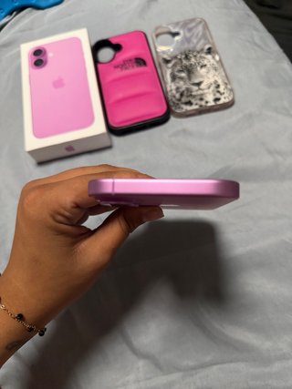 iPhone 16