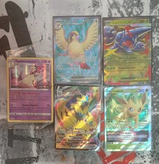 Lote Cartas Pokémon VMAX, V ASTRO, EX