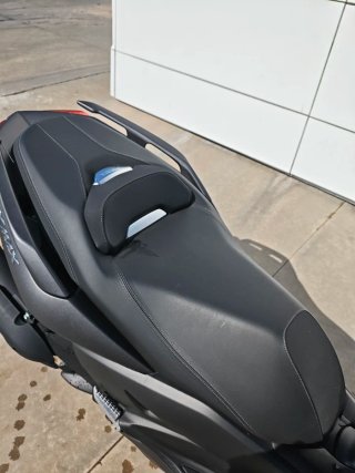 Yamaha xmax 125 (2023)