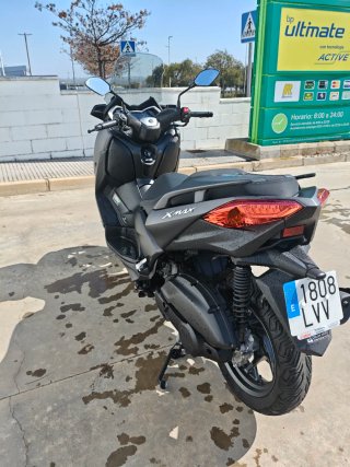 Yamaha xmax 125 (2023)