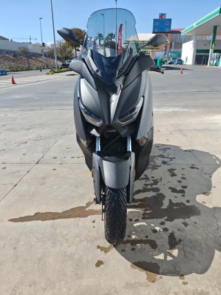 Yamaha xmax 125 (2023)