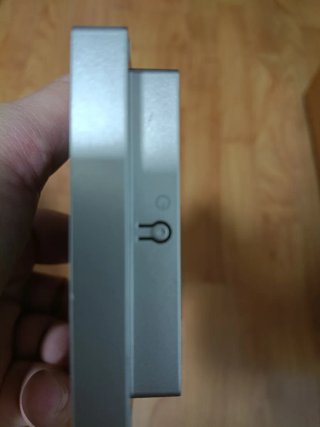 Pantalla para cámara espía