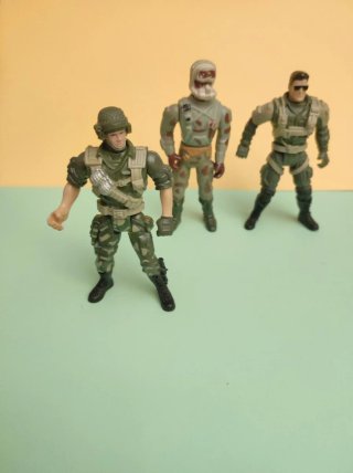 Lote 3 Figuras Militares Chap Mei