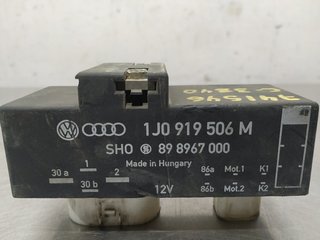 RELE SKODA ROOMSTER (5J7) 898967000