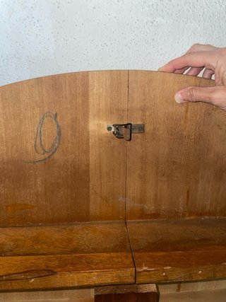 Mesa madera maciza, redonda y extensible.