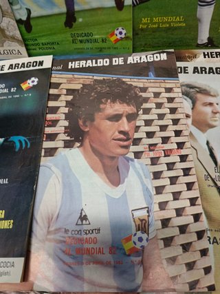 LOTE, SEMANAL, HERALDO DE ARAGÓN, DEDICADOS AL MUNDIAL 82 , 15 revistas