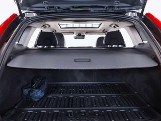 Volvo XC-60 XC 60 D3 DPF 2WD Momentum