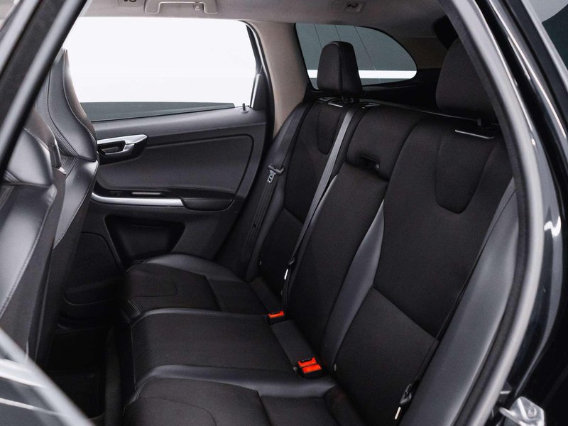Volvo XC60 2015, foto 23