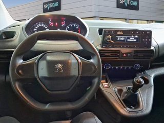 Peugeot Partner Pro Standard 600kg BlueHDi 73kW