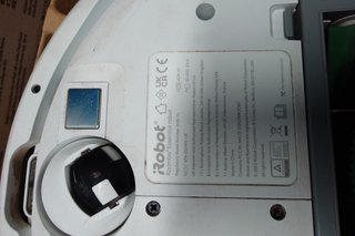 Roomba Combo Essential Y011 240