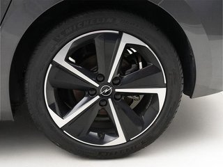 Opel Astra 1.2 XHT 130CV GS