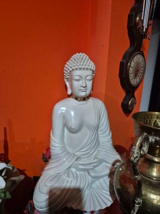 Figura Buda Blanco Sentado