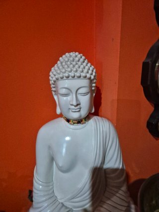 Figura Buda Blanco Sentado
