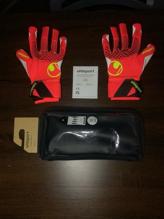Guantes de portero Uhlsport rojos y negros