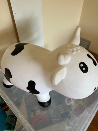 Vaca saltarina para niños