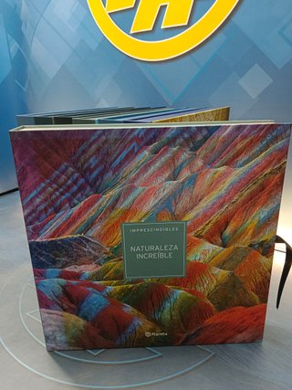 IMPRESCINDIBLES PLANETA, 7 TOMOS edicion de lujo, COLECCION COMPLETA, 2 de ellos nuevos precintados