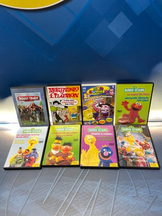 Lote de 8 DVDS peliculas infantiles barrio sesamo y mas