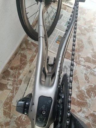 Bicicleta de carretera carbono Fuji