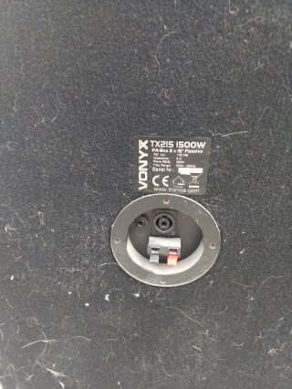 Altavoces VONYX Negros