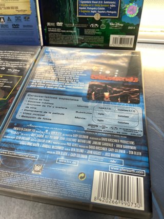 Lote de 4 DVDS Peliculas infantiles el emperador y sus locuras y mas