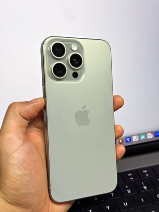 iPhone 15 Pro Max Gris