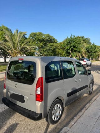 Peugeot Partner 2012