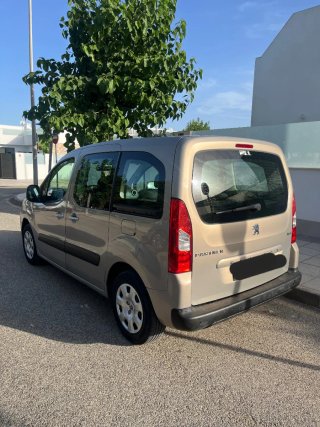 Peugeot Partner 2012