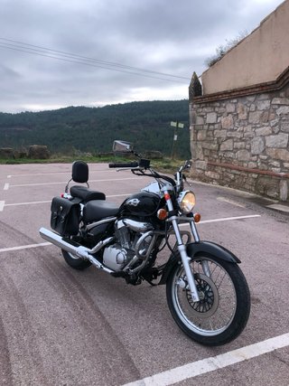 Suzuki Intruder 125