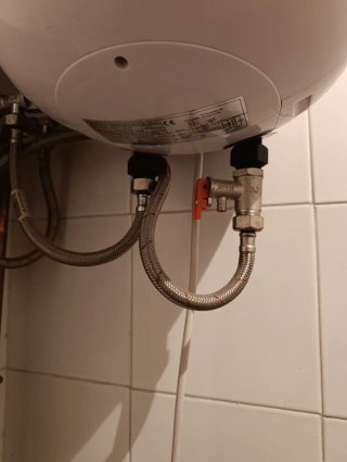 Termo eléctrico Orca blanco y azul