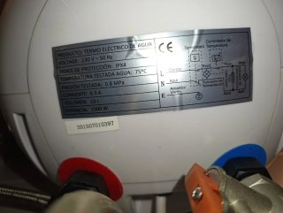 Termo eléctrico Orca blanco y azul