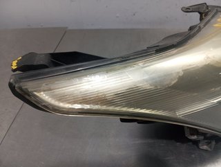 FARO DERECHO TOYOTA AVENSIS (T27) 1AD