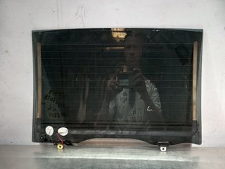 LUNA TRASERA MITSUBISHI L200 (KA0/KB0) 4D56U