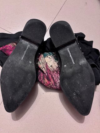 Zapatos de piel negros con tachas