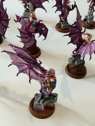 10 Diablillas Slaanesh Aladas Exclusivas