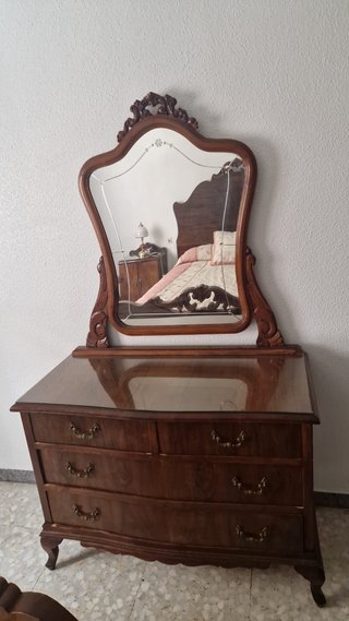 Muebles antiguos de madera