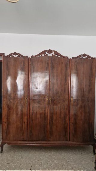Muebles antiguos de madera