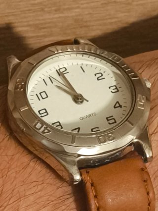 Orologio da uomo con cinturino in pelle