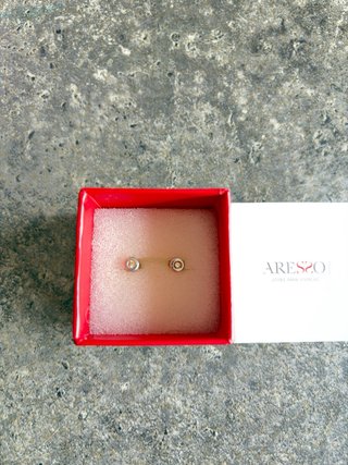 Conjunto oro: Anillo y Pendientes de  Diamantes