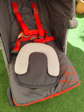 Silla de paseo McLaren Techno XT gris y coral.