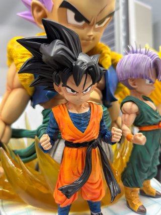 Resina Dragon Ball Krc