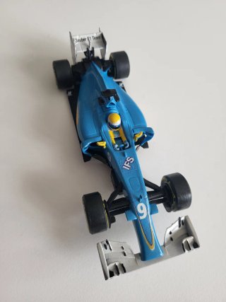 Slot Sauber C35 Ericsson
