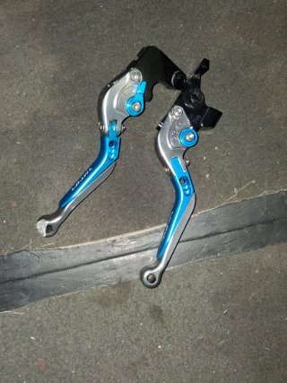 Manetas MT-07 2024