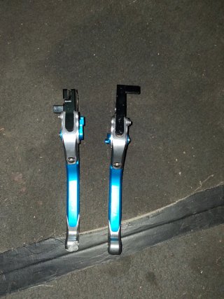 Manetas MT-07 2024