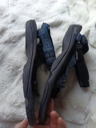 Sandalias Teva Negras y Azules