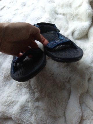 Sandalias Teva Negras y Azules
