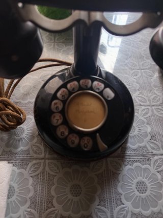 Teléfono antiguo de disco