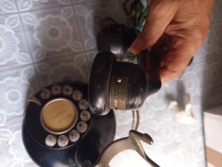 Teléfono antiguo de disco