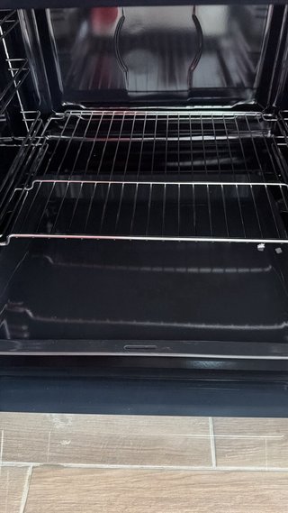 Muebles de cocina nuevos, con electro domésticos