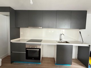Muebles de cocina nuevos, con electro domésticos